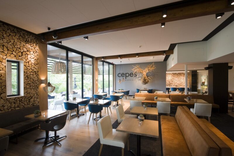 Interieurontwerp restaurant binnen Hotel de Sterrenberg