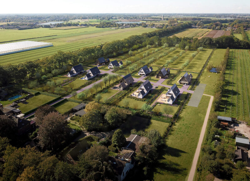 Luchtfoto van nieuwbouwproject De Hoeven in 's Gravenmoer