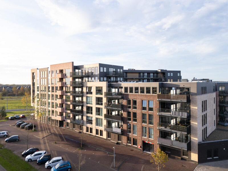 Zijaanzicht appartementen Schuytgraaf, Graaf van Schuyt in Arnhem