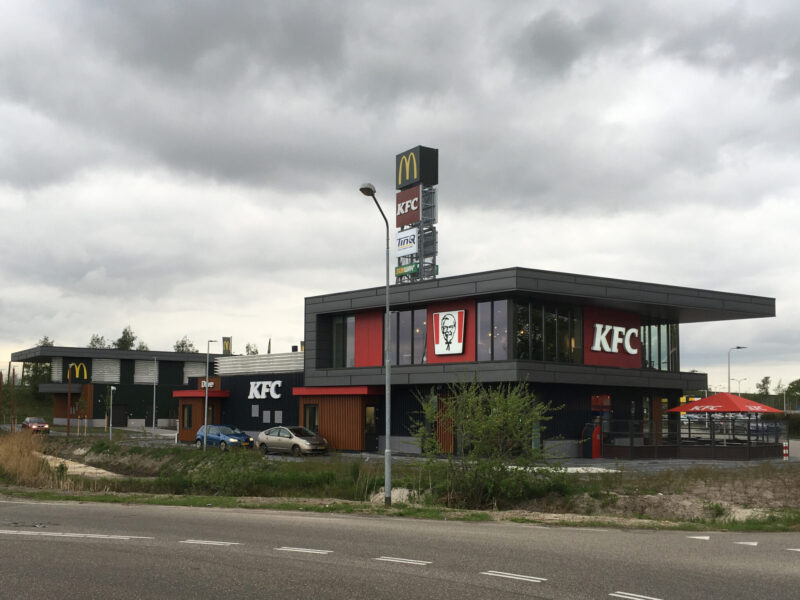 2104-Foodcourt-te-Uden-Reggestede-Invest-21-scaled
