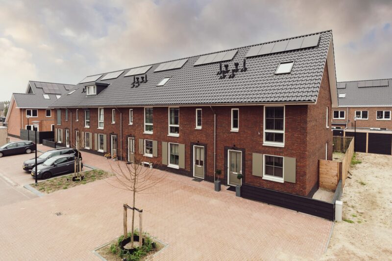 Hollands-Huis-Hardinxveld-Giessendam-de-blauwe-zoom-rijwoning
