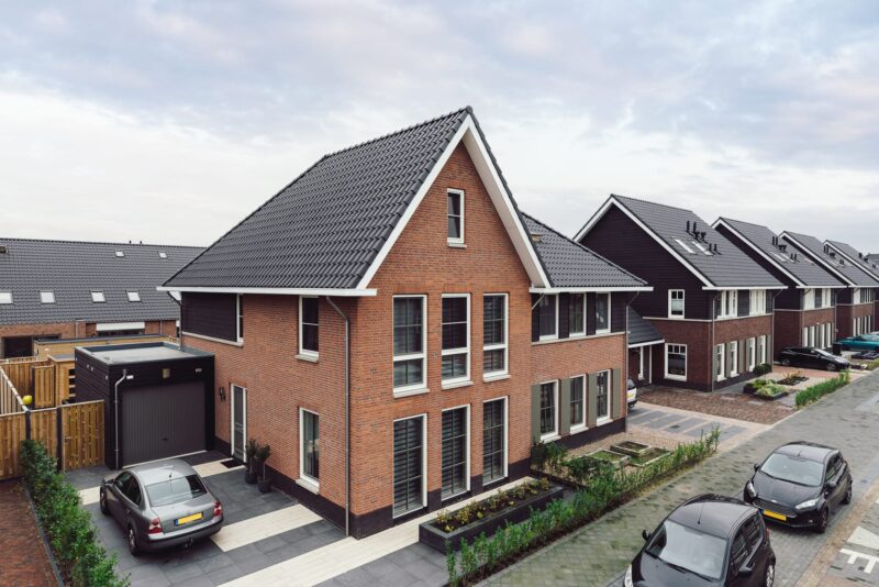 Hollands-Huis-Hardinxveld-Giessendam-de-blauwe-zoom-twee-onder-een-kap