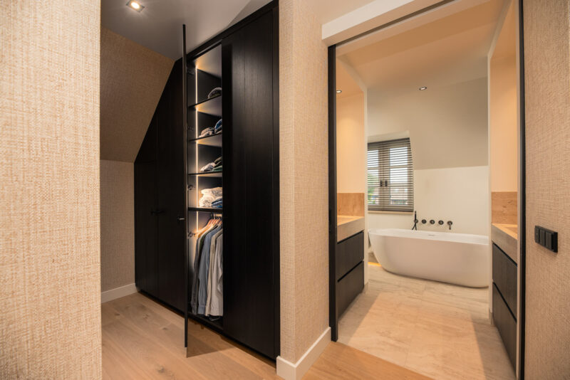 Een-tijdloos-interieur-in-een-echte-EVE-villa-1