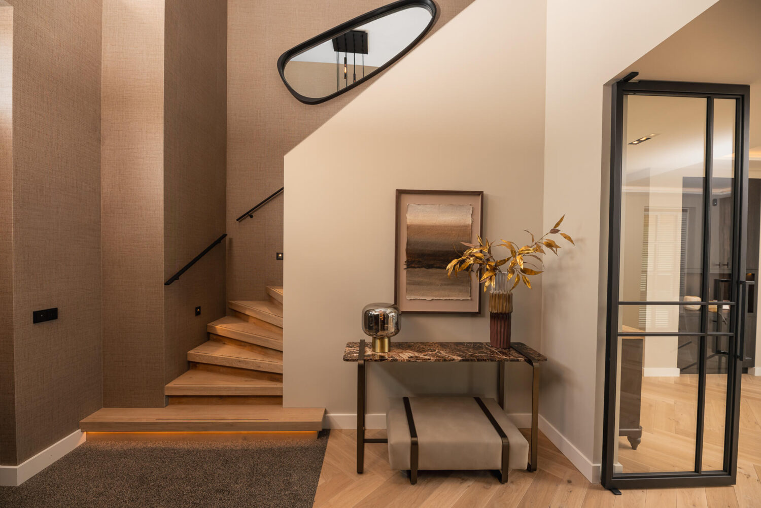 Een-tijdloos-interieur-in-een-echte-EVE-villa-3