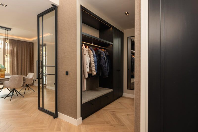 Een-tijdloos-interieur-in-een-echte-EVE-villa-4