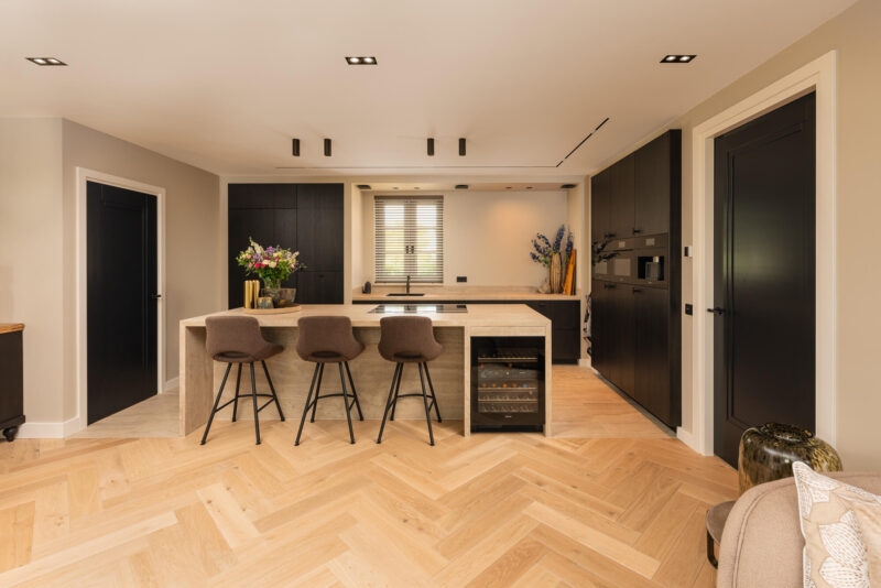Een-tijdloos-interieur-in-een-echte-EVE-villa-9