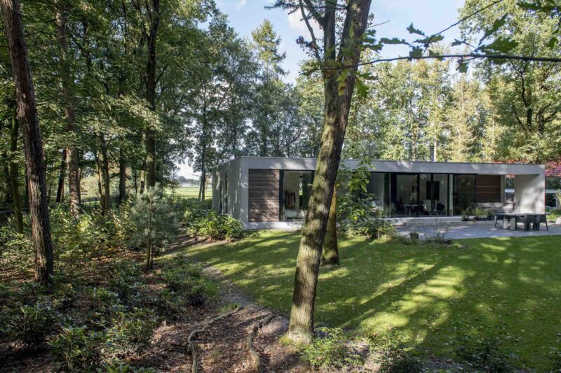 Eigentijdse bungalow 1