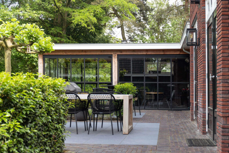 Jaren-30-stijl-woning-gebouwd-op-tradities-6