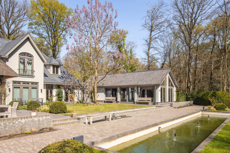 Moderne-villa-in-Belgische-stijl-EVE-Architecten-4