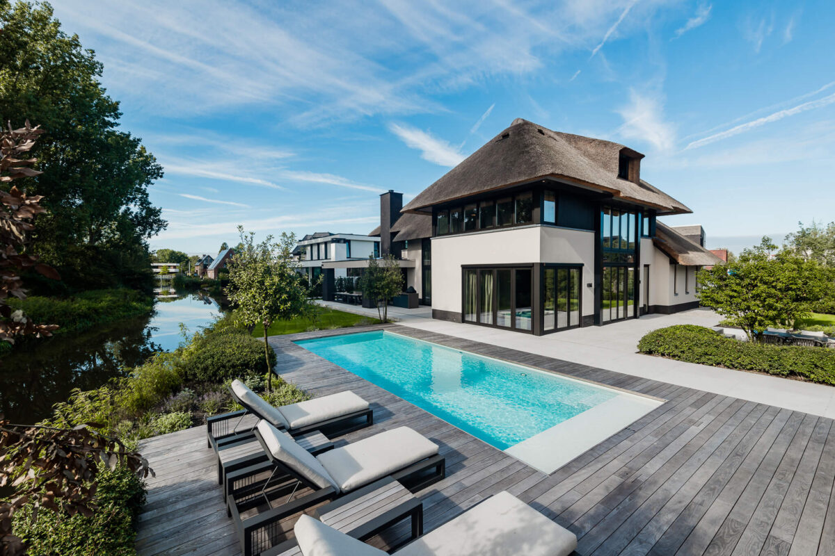 Moderne-villa-met-optimale-leefruimte-1