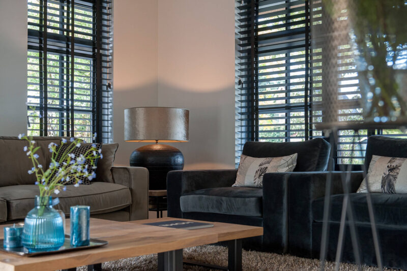 Welkom thuis in een luxe rietgedekte villa ontworpen door EVE Architecten (4)