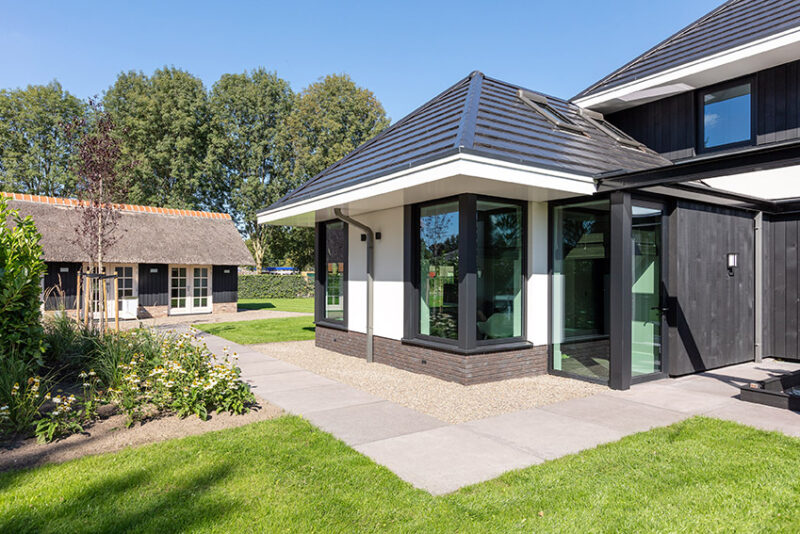 Werkkamer-Moderne-villa-te-Almelo