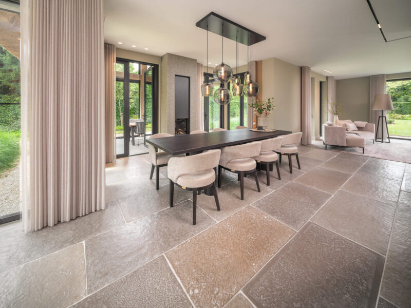 Levensloopbestendig interieur ontworpen door EVE Architecten - eettafel