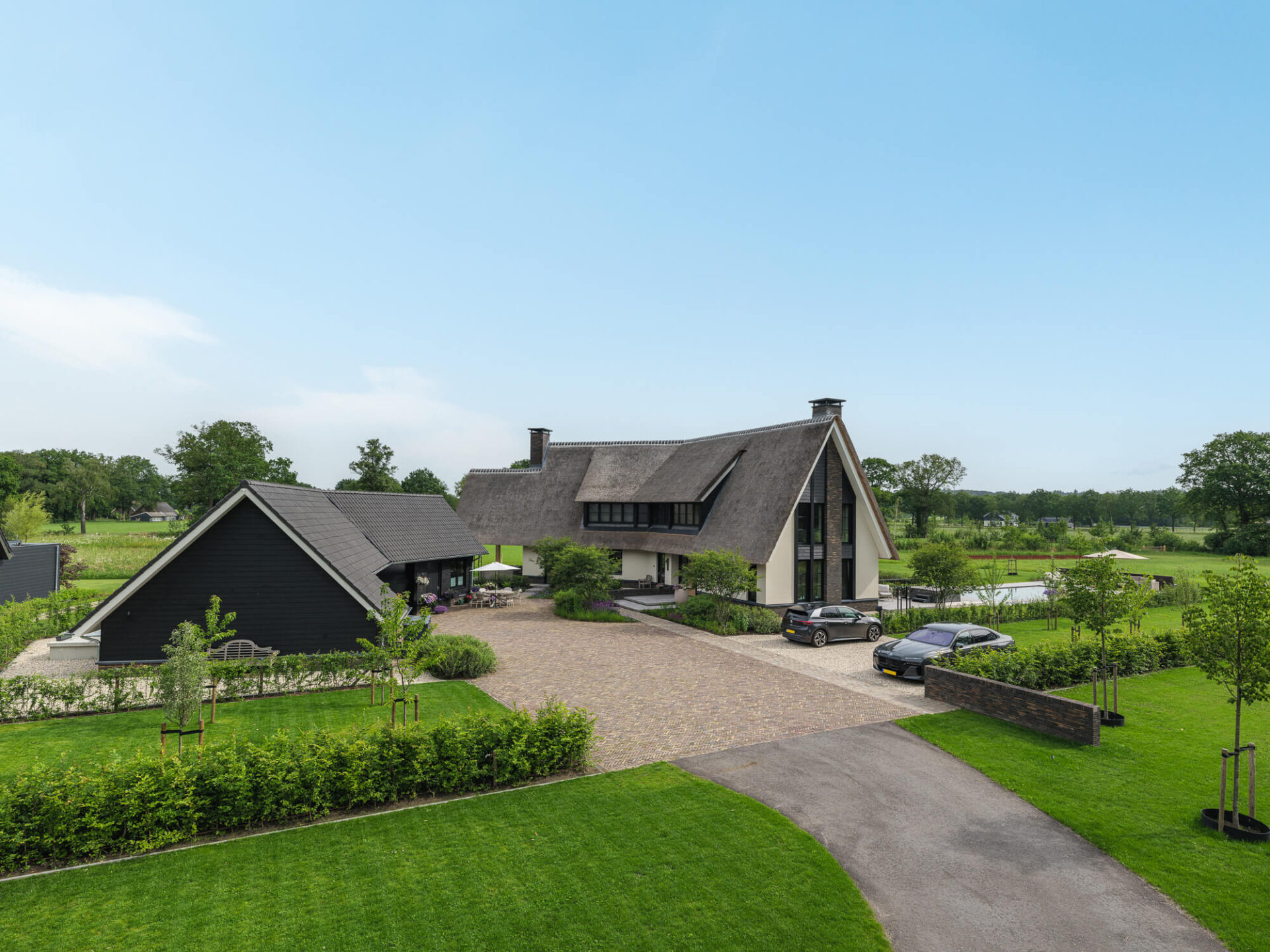 Modern landhuis ontworpen door EVE Architecten - voorzijde