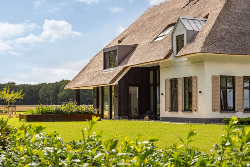 Woonboerderij ontworpen door EVE Architecten - detail achterzijde