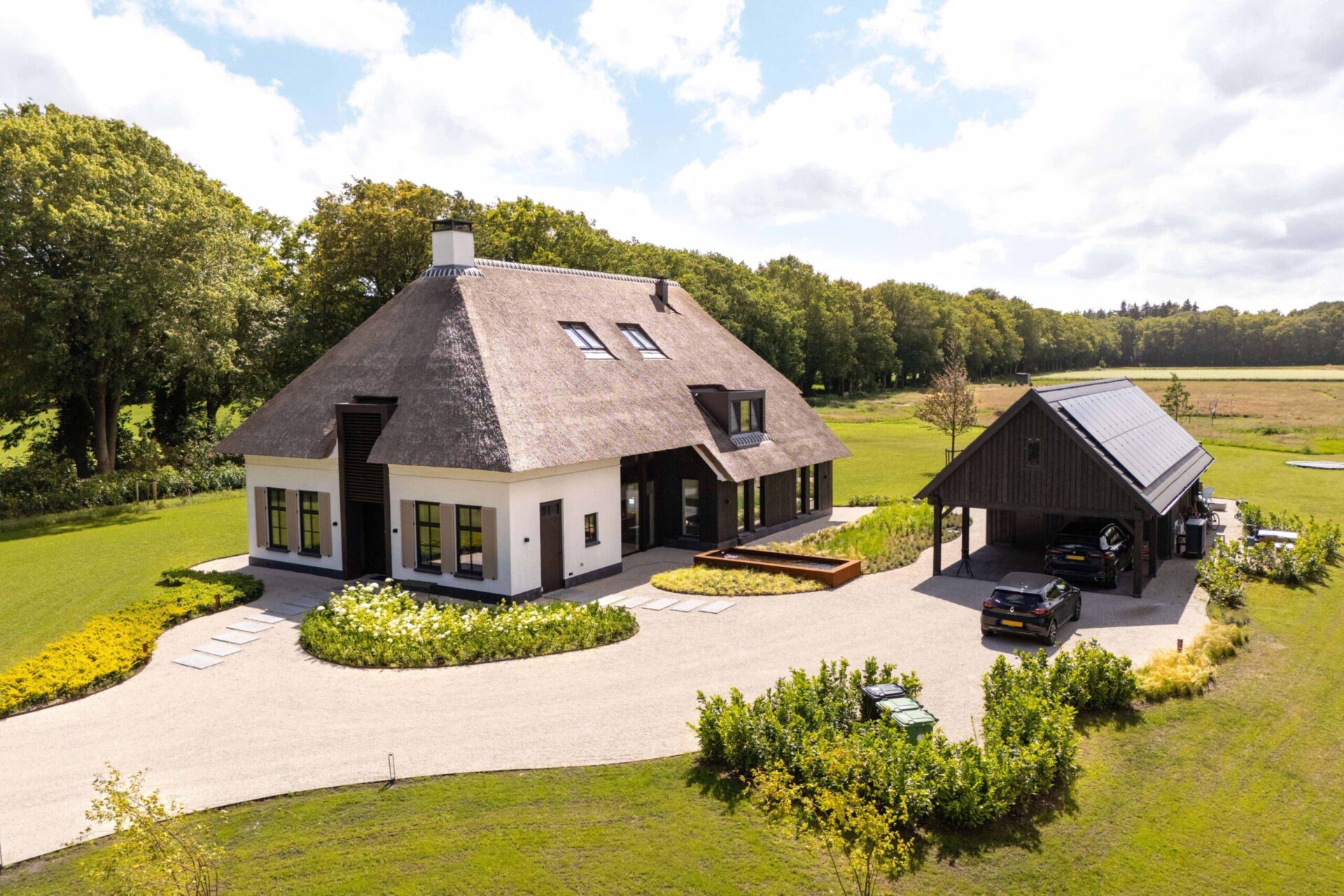 Woonboerderij ontworpen door EVE Architecten - overzicht